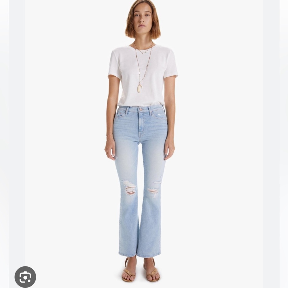 MOTHER Denim Weekender Flare in Free Hugs